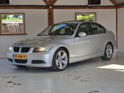 BMW 3-serie 320i Automaat (Schuifdak / Climate / Cruise 18