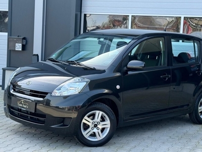 Daihatsu Sirion 1.3-16V / AIRCO STUURBEKR ELEKTRISCHERAMEN 5-DRS