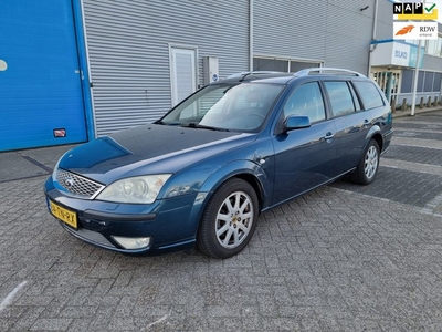 Ford Mondeo Wagon 1.8-16V Platinum Clima Bj:2006 NAP!