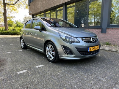 Opel Corsa 1.2-16V Cosmo OPC Pakket/Clima/Xenon/Cruise