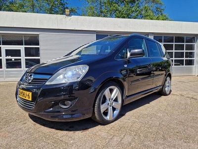 Opel Zafira 2.2 Cosmo (BESTEMD VOOR EXPORT)