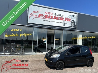 Peugeot 107 1.0-12V XS Black 