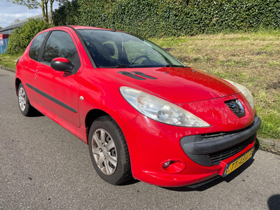 Peugeot 206 + 1.1 XR - Airco - APK 11-2024