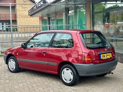 Toyota Starlet 1.3-16V XLI