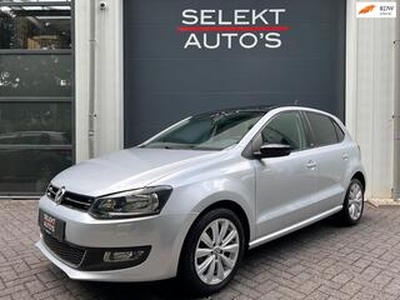 Volkswagen POLO 1.2 12V Style Panoramadak/Cruise/Climate/RCD 440/Apple Car Play/Navigatie/Stoelverwarming/PDC/16 Inch/Apk 08-2024