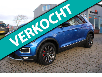 Volkswagen T-Roc Sport|1.5 TSI|Panoramadak|Virtual Cockpit|Keyless Entry