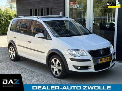 Volkswagen Touran 1.4 TSI Cross Aut/Ecc/Leer/Navi/Lm