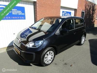 Volkswagen Up! zwart 1.0 BMT move up! 2017 en maar 147549 km