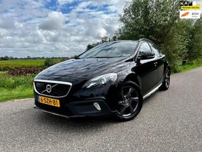 Volvo V40 CROSS COUNTRY 1.6 T4 Summum / Automaat / 1 eigenaar / Volle Optie's / Navi / CC / Lane Assist / Leder / Volledig Dealer