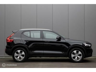 Volvo XC40 T2 Momentum Business Keyless start Cruise