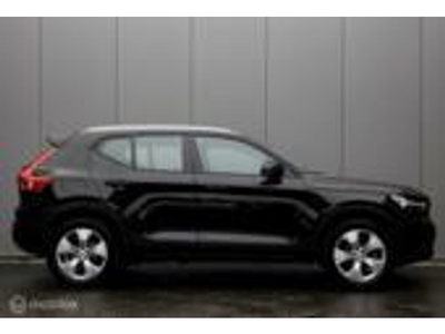 Volvo XC40 T2 Momentum Unieke KM stand