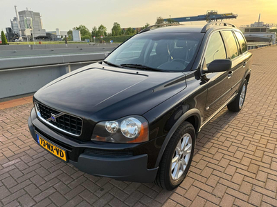 Volvo XC90 2.5 T Automaat/7 Persoons/Airco/Cruise/Nieuwe APK