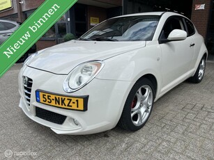 Alfa Romeo MiTo 1.4 Centenario LEDER*CLIMA*CRUISE*PDC*6-BAK*