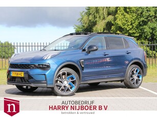 Lynk & Co 01 1.5 262 Pk NL-Auto Zwarte Hemel / Panodak / LED / Infinity / 360* Camera / Carplay / Adpt Cruise