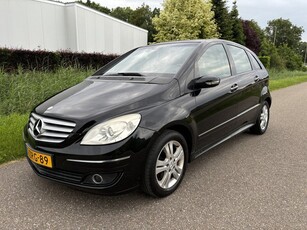 Mercedes-Benz B-Klasse 200 / AUTOMAAT / AIRCO / CRUISE