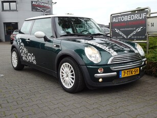 MINI Mini 1.6 Cooper Autom.