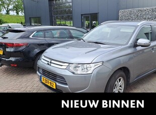 Mitsubishi Outlander 2.0 Business Edition BELLEN VOOR BESCHIKBAARHEID