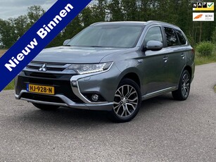 Mitsubishi Outlander 2.0 PHEV Business Edition CAMERA NAV LEDER-INT PDC GOED ONDERHOUDEN