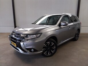 Mitsubishi Outlander 2.0 PHEV Executive Edition CAMERA LEER ALCANTARA LED NAVI CRUISE ECC