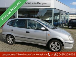 Nissan Almera Tino 1.8 Tekna, automaat, leder, navi, achteruitrijcamera, trekhaak.