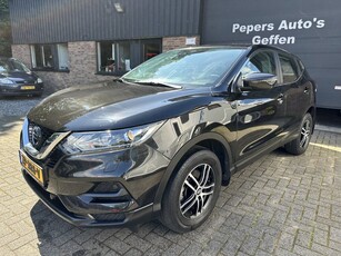 Nissan QASHQAI 1.2 tekna sortvelgen cruise contr PDC voor en achter Airco. nieuwe apk