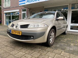 Renault Mégane Grand Tour 1.6-16V Dynamique Panoramadak/Cruisecontrole/Airco MET LICHTE RECHTER ZIJSCHADE