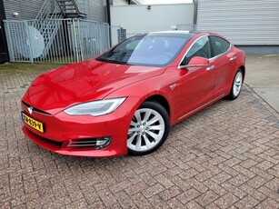 Tesla Model S 75 Panoramadak, Stuurwielverwarming