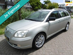 Toyota Avensis Wagon 1.8 VVTi 129pk Clima Trekhaak 1300kg 2e eig Historie