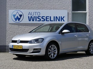 Volkswagen Golf 1.2 TSI Connected Series/Camera/PDC/Trekhaak/App