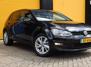 Volkswagen Golf 1.2 TSI Highline / TOPSTAAT / Rijdt Goed / 5 Deurs / Airco / Navi / Elek Pakket / Stoelverwarming