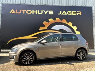 Volkswagen Golf 1.4 TSI GTE Connected Series