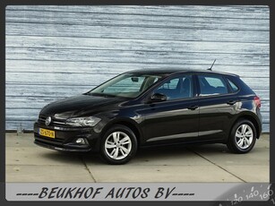 Volkswagen Polo 1.0 TSI Parkeersensor Carplay Navi Velgen