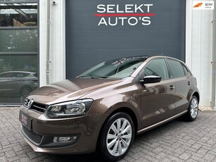 Volkswagen Polo 1.4 16V Style Pano/Airco/Apple/Android/Bluetooth/PDC/AUX/Stoelverwarming/Elekt Ramen/Elekt Spiegels/Apk 06-2025