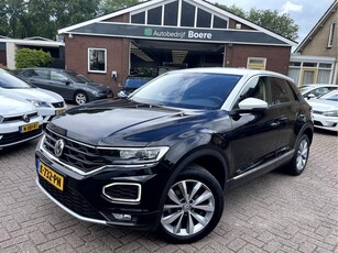 Volkswagen T-Roc 1.5 TSI 150pk Trekhaak, Led, Camera, Stoelverwarming