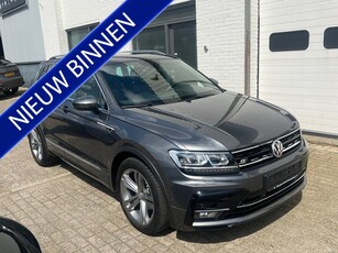 Volkswagen Tiguan 1.5 TSI R-Line Int/Ext Pano Virt Leder Navi Camera ACC Keyless Trekhaak