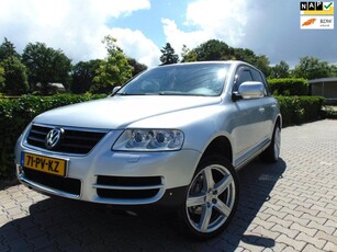 Volkswagen Touareg 3.2 V6 , Automaat , Clima / Cruise / Camera / Leder / Navi / Isofix / Pdc / 20