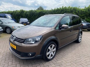 Volkswagen Touran 1.4 TSI Cross Navi Cruise Tr.haak