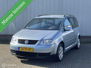 Volkswagen Touran 1.6-16V FSI Trendline 7 Zitter/Ecc/Cruise/LMV/Navi/Tr.haak