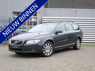 VOLVO V70 T4 Limited Edition | Trekhaak | Leder | Stoelverwarming | Rijklaarprijs