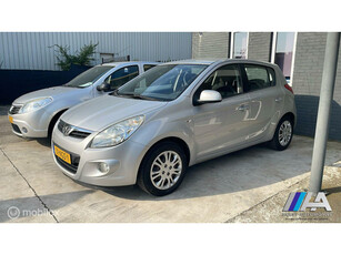 Hyundai i20 1.2i DynamicVersion | 5D | Airco | 2010 | Apk