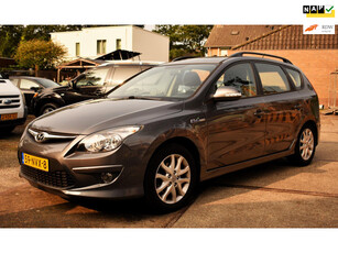 Hyundai I30 CW 1.6i i-Motion 5 DEURS MET AIRCO-CLIMA, CRUISE CONTROL EN MEER!