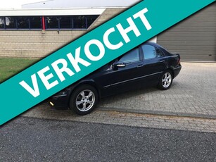 Mercedes-Benz C-klasse 200 K. Elegance GEZOCHT GEVRAAGD ALLE MERCEDES 190 190D 207 208 208D SPRINTER VITO