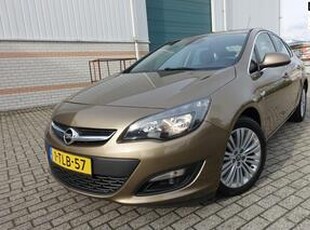 Opel ASTRA 1.4 Turbo -AUTOMAAT - Design color Edition -- lm velgen met zgan banden - agr stoelen