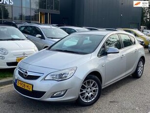 Opel ASTRA 1.6 Selection Airco Lichtmetalen-velgen Pakeersensoren-achter