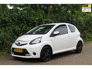 Toyota Aygo 1.0 VVT-i Comfort *Navi *Airco *Led