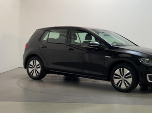 VOLKSWAGEN GOLF E-Golf Navigatie Parkeersensoren App-Connect