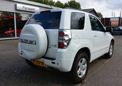 Suzuki Grand Vitara 2.4 Exclusive AUTOMAAT 4x4 3-deurs PDC voor en achter