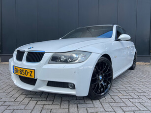 BMW 3-serie Touring 320i M-Sport Aut/Alcantara/Navi/18'Lmv/ZrMooi