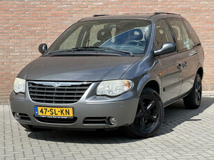 Chrysler Voyager 3.3i V6 SE Luxe Leder - 7-Persoons - Automaat - Trekhaak