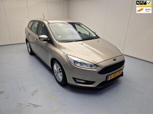 Ford Focus Wagon 1.0 Trend Automaat Navi Airco Cruise